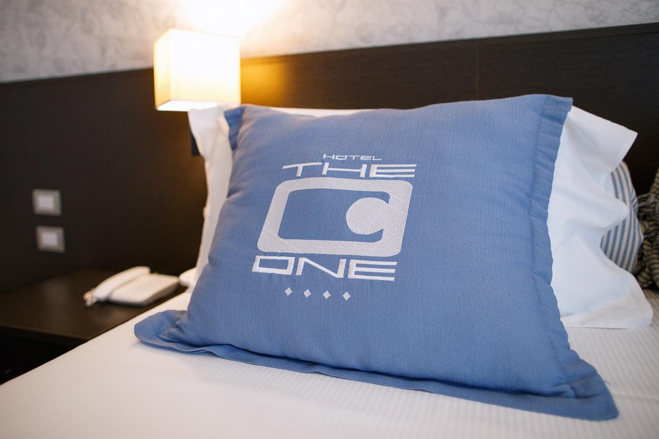 The One Hotel - Designed For Adults - Pet Lovers Riccione Kültér fotó